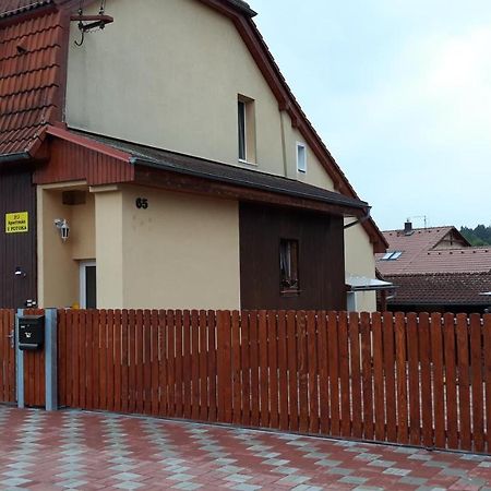 Apartman U Potoka Sadov 외부 사진